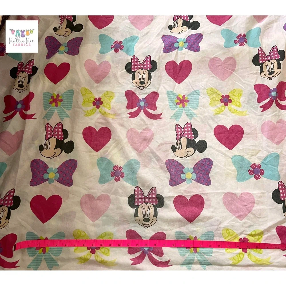Twin Sheet Set plus one pillowcase with Minnie‎ Mouse, bows, hearts, Disney